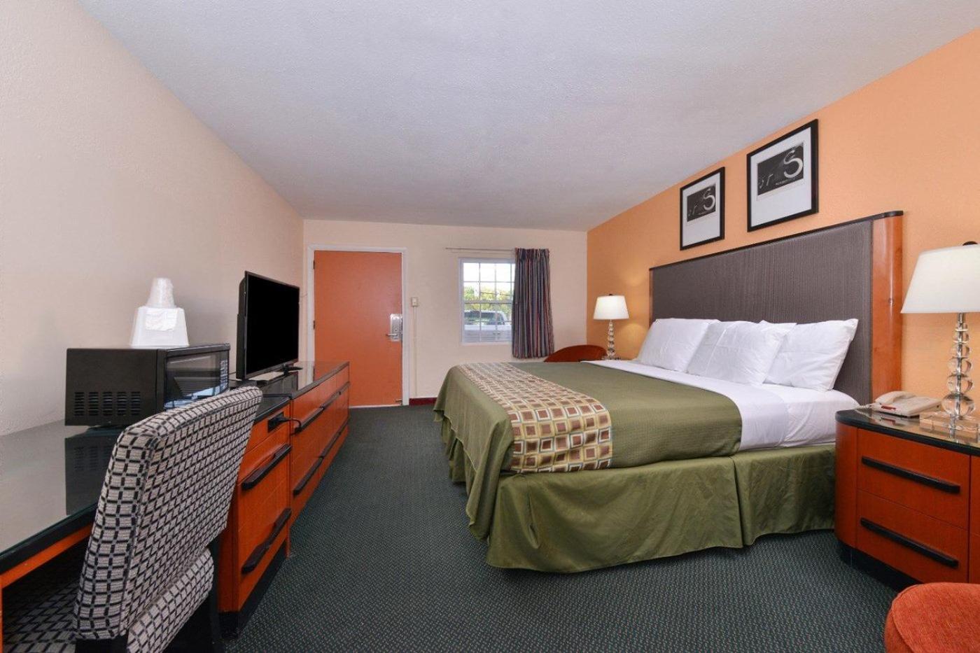 Motel & 2*