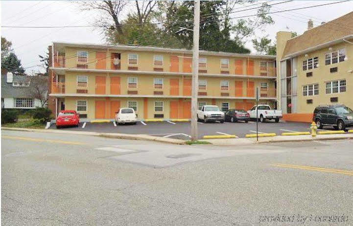 & Motel 2*